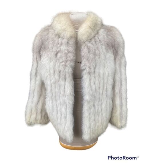 Saga Fox Stroller Coat. Size M.  White/Silver Fox.  Mandarin Collar.Side Pockets - Picture 5 of 13